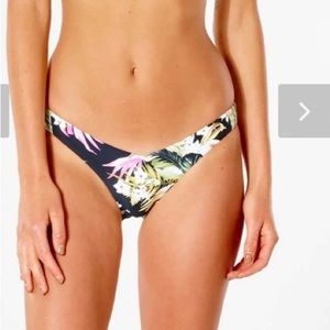 NWT Rip curl  bikini bottoms skimpy black floral reversible small